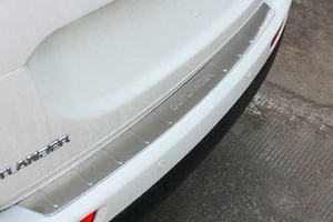 Накладка на задний бампер стальная OEM-Tuning Mitsubishi Outlander III 2013-2019 ― Auto-Clover