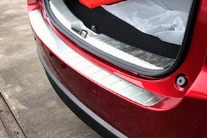 Накладка на задний бампер стальная (вариант 1) OEM-Tuning Mazda CX-5 2017-2019 ― Auto-Clover