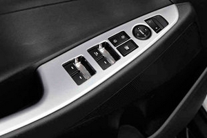 Накладки на панель управления на дверях OEM-Tuning Hyundai Tucson 2015-2019 ― Auto-Clover