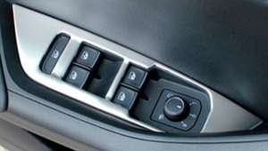 Накладки на панель управления на дверях стальные OEM-Tuning Skoda Kodiaq 2016-2019 ― Auto-Clover