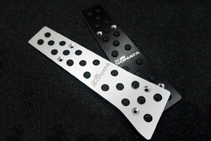 Накладки на педали и площадку для отдыха ноги Cover Dxsoauto KIA Sorento 2009-2012 ― Auto-Clover