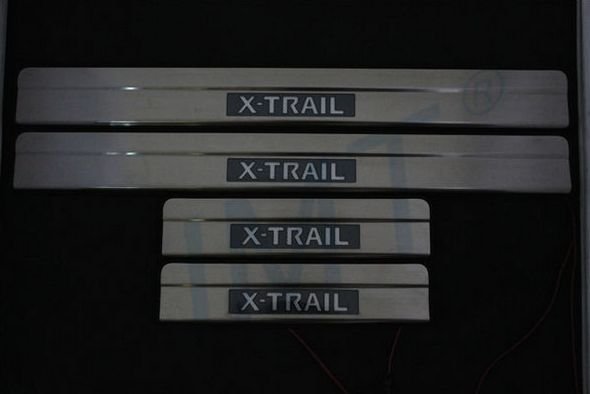 Накладки на пороги с Led подсветкой JMT Nissan X-Trail 2014-2019 no.15036