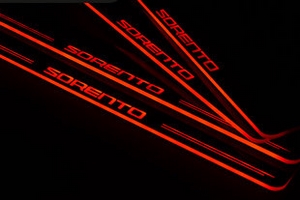 Накладки на пороги с подсветкой Senselight вариант 2 KIA Sorento Prime 2015-2019 ― Auto-Clover