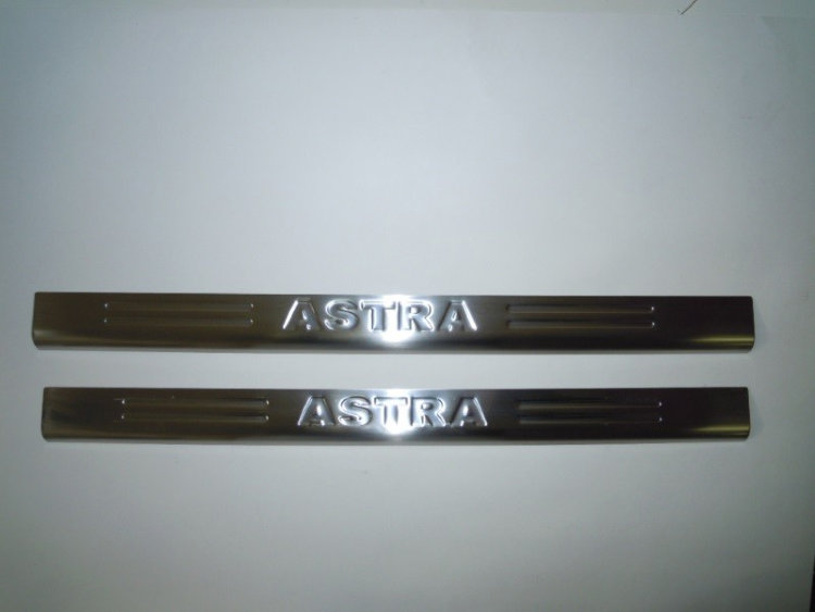 Накладки на пороги стальные (2 элемента) Omsa Line Opel Astra H 2004-2014 no.13635