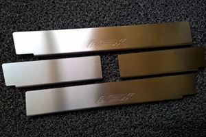 Накладки на пороги стальные INOX Alu-Frost Mitsubishi Outlander II 2006-2013 ― Auto-Clover