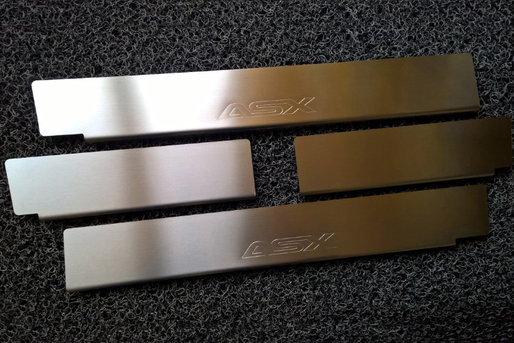Накладки на пороги стальные INOX Alu-Frost Ford Kuga I 2008-2012 no.3849