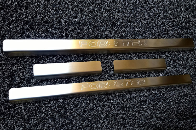 Накладки на пороги стальные INOX Alu-Frost Subaru Forester 2013-2019 no.5155