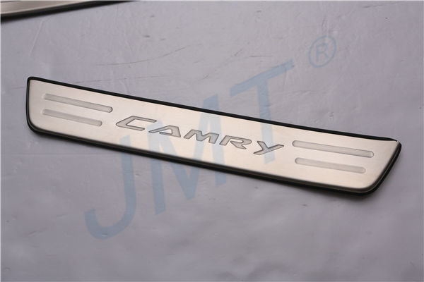 Накладки на пороги стальные JMT Toyota Camry 2006-2011 no.10675