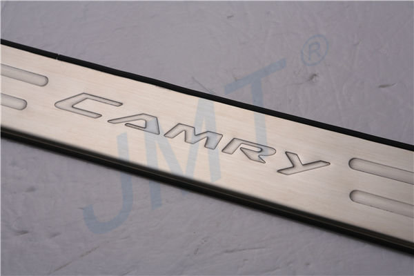 Накладки на пороги стальные JMT Toyota Camry 2011-2017 no.10676