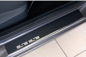 Накладки на пороги стальные карбон Alu-Frost Nissan Qashqai 2014-2019 ― Auto-Clover