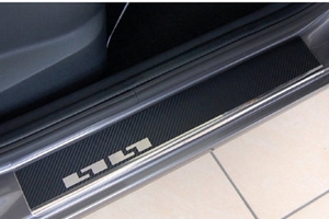 Накладки на пороги стальные карбон Alu-Frost KIA Sorento 2013-2017 ― Auto-Clover