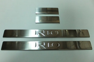 Накладки на пороги стальные Omsa Line KIA Rio 2011-2017 ― Auto-Clover