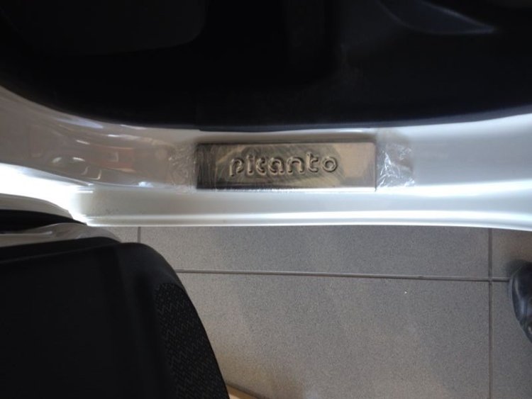 Накладки на пороги стальные Omsa Line KIA Picanto 2004-2011 no.9026