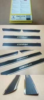 Накладки на пороги стальные с карбоном Alu-Frost Toyota Corolla 2007-2013