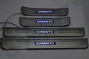 Накладки на пороги стальные с LED подсветкой JMT KIA Sorento 2009-2012 ― Auto-Clover