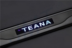 Накладки на пороги стальные с LED подсветкой JMT Nissan Teana 2013-2019