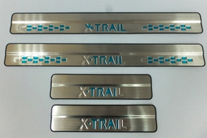 Накладки на пороги стальные (вариант 2) OEM-Tuning Nissan X-Trail 2014-2019 ― Auto-Clover