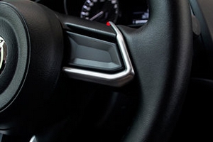 Накладки на руль пластиковые OEM-Tuning Mazda CX-5 2017-2019 ― Auto-Clover
