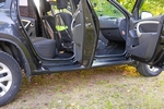 Накладки на внутренние пороги дверей пластиковые (вариант 2) Русская Артель Nissan Terrano 2014-2019
