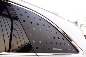 Накладки на заднее боковое окно Racetech KIA Sorento Prime 2015-2019 ― Auto-Clover
