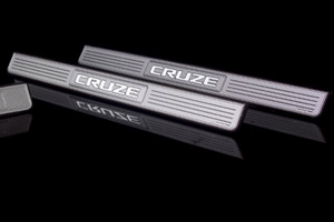 Накладки с подсветкой на пороги Change Up Chevrolet Cruze 2008-2016 ― Auto-Clover