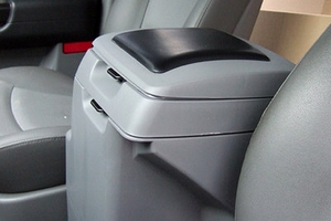 Подлокотник напольный HSM Hyundai Grand Starex (H-1) 2007-2019 ― Auto-Clover