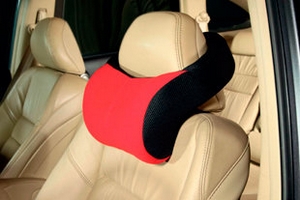 Подушка эргономическая для шеи 3D Curve черно-красная Sotra Универсальные товары  ― Auto-Clover
