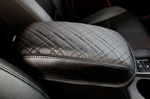 Подушка на подлокотник Limousine Dxsoauto Hyundai Tucson 2015-2019 ― Auto-Clover
