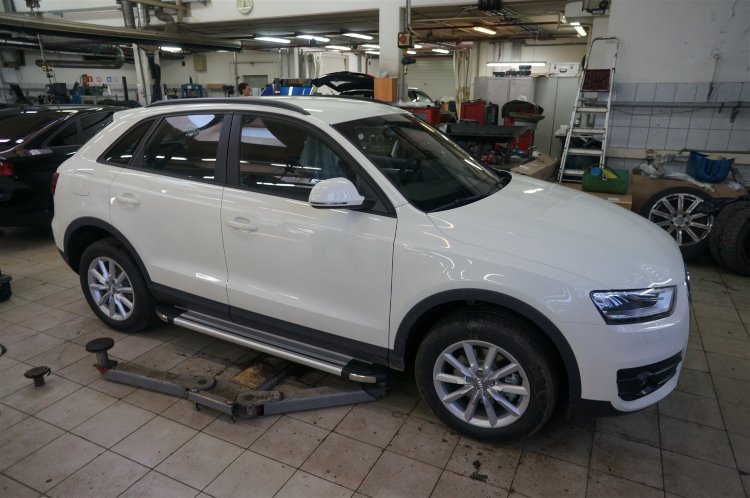 Пороги алюминиевые Brillant Silver Can Otomotiv Audi Q3 2012-2019 no.11857