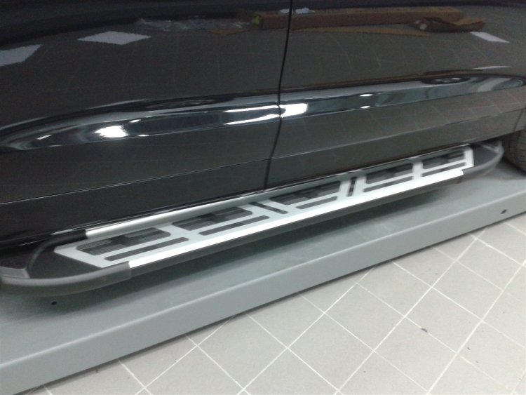 Пороги алюминиевые Corund Silver Can Otomotiv Toyota Alphard 2008-2015 no.11350