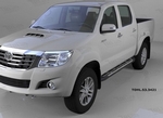 Пороги алюминиевые Corund Silver Can Otomotiv Toyota Hilux 2005-2015