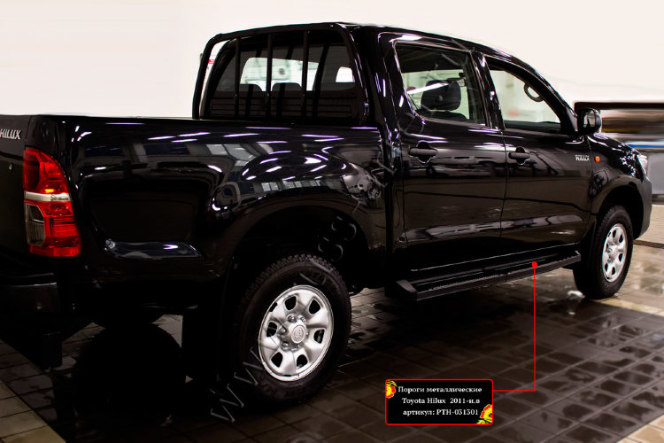 Пороги металлические Русская Артель Toyota Hilux 2005-2015 no.18350
