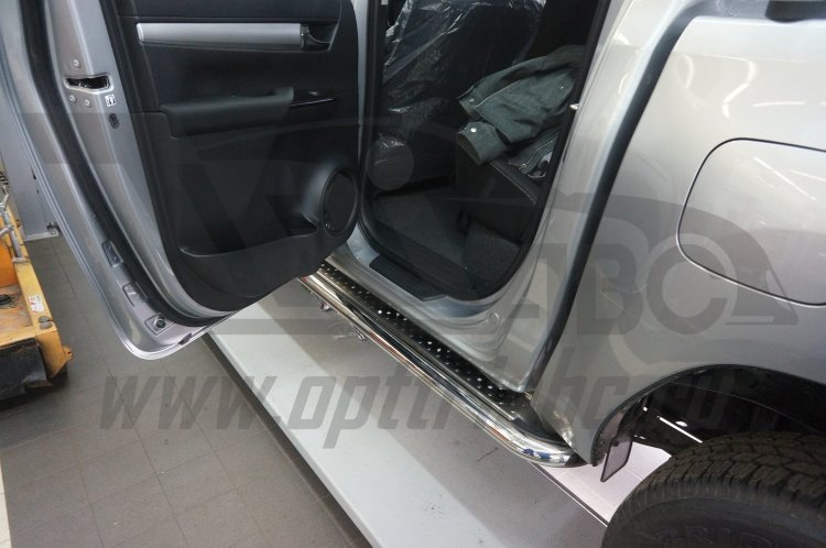 Пороги стальные труба с листом C2 (d 60) Can Otomotiv Toyota Hilux 2015-2019 no.11062