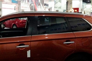 Рейлинги на крышу серебристые OEM-Tuning Mitsubishi Outlander III 2013-2019 ― Auto-Clover
