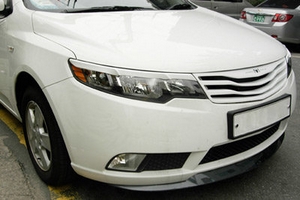 Решетка радиатора ArtX KIA Cerato 2009-2012 ― Auto-Clover