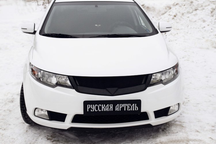 Решетка радиатора Русская Артель KIA Cerato 2009-2012 19521