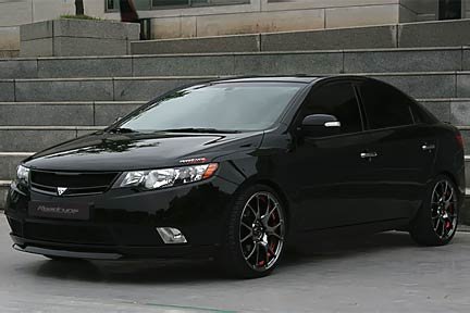 Решетка радиатора (версия 1) RoadRuns (окрашено) KIA Cerato 2009-2012 0751