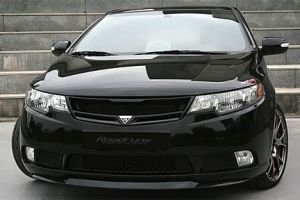 Решетка радиатора (версия 1) RoadRuns (окрашено) KIA Cerato 2009-2012 ― Auto-Clover