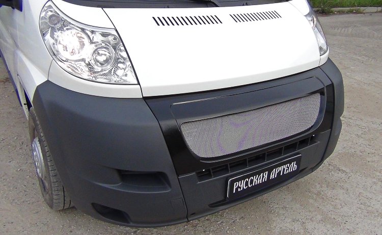 Решётка радиатора с металлической сеткой Русская Артель Citroen Jumper 2006-2019 no.740