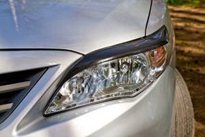 Реснички на передние фары Русская Артель Toyota Corolla 2007-2013 ― Auto-Clover