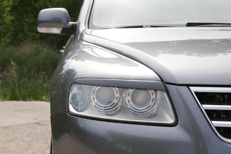 Реснички на передние фары Русская Артель Volkswagen Touareg I 2002-2009 no.580