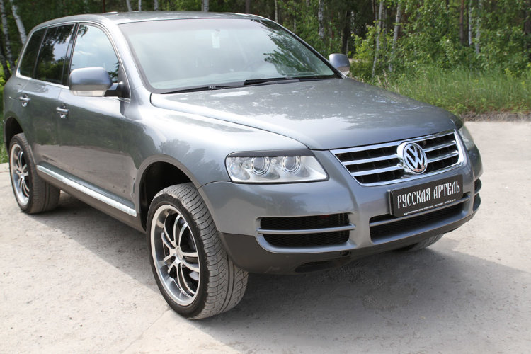 Реснички на передние фары Русская Артель Volkswagen Touareg I 2002-2009 no.580
