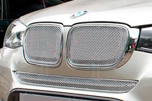 Сетка защитная 3D в решетку радиатора Premium хром Strelka BMW X3 (F25) 2010-2017 ― Auto-Clover