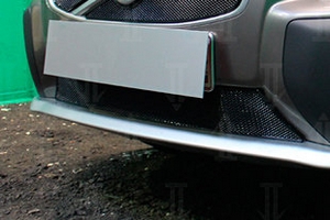 Сетка защитная в бампер Optimal черный Strelka Volvo XC70 2007-2019 ― Auto-Clover