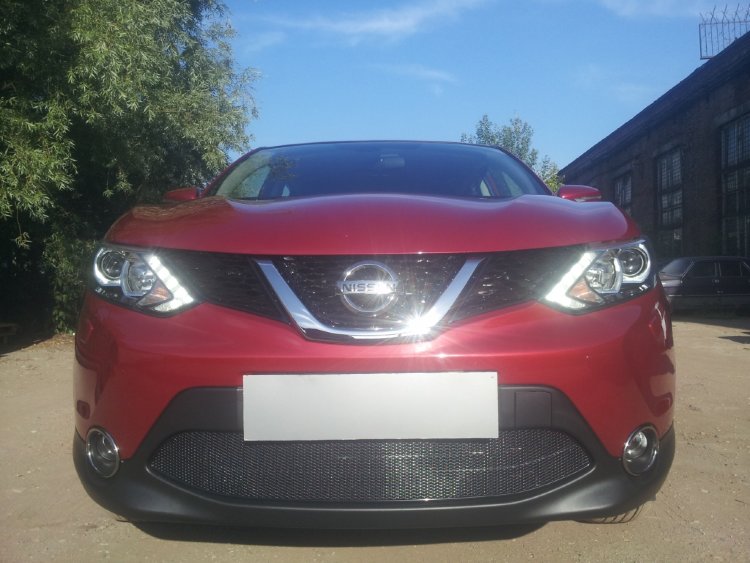 Сетка защитная в бампер Optimal черный Strelka Nissan Qashqai 2014-2019 no.6526