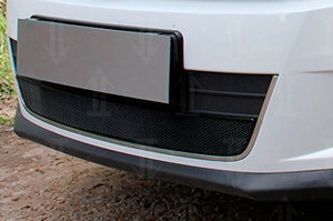 Сетка защитная в бампер Optimal черный Strelka Volkswagen Tiguan I 2008-2016 ― Auto-Clover