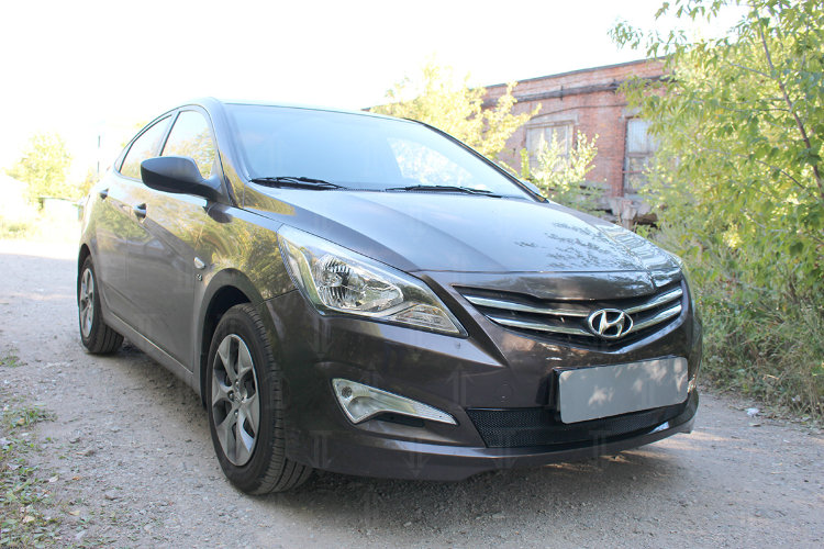 Сетка защитная в бампер Optimal черный Strelka Hyundai Solaris 2011-2017 no.6863
