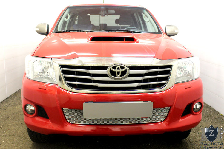 Сетка защитная в бампер Optimal хром Strelka Toyota Hilux 2005-2015 no.6091