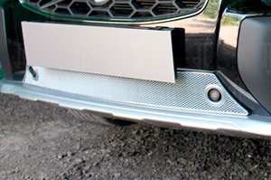 Сетка защитная в бампер Optimal хром Strelka Volvo XC70 2007-2019 ― Auto-Clover