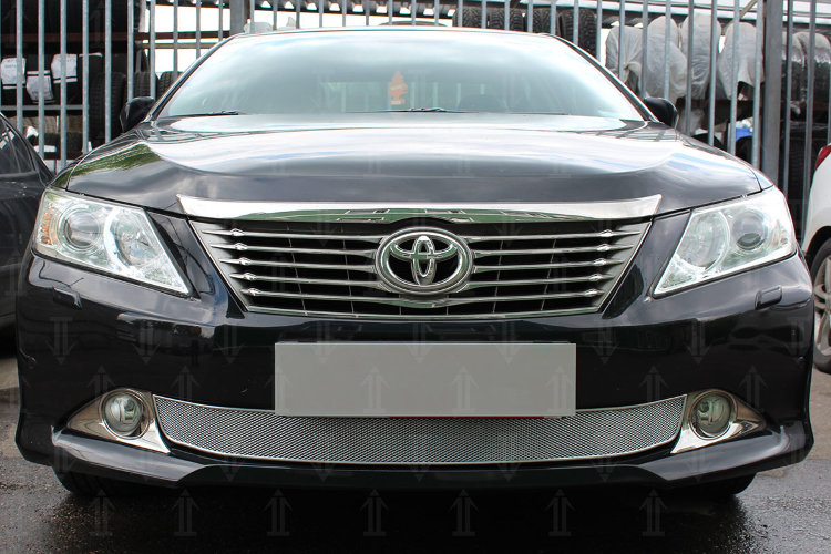 Сетка защитная в бампер Optimal хром Strelka Toyota Camry 2011-2017 no.6329